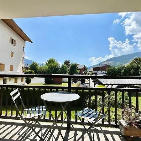 With Balcony In * Demi-Quartier